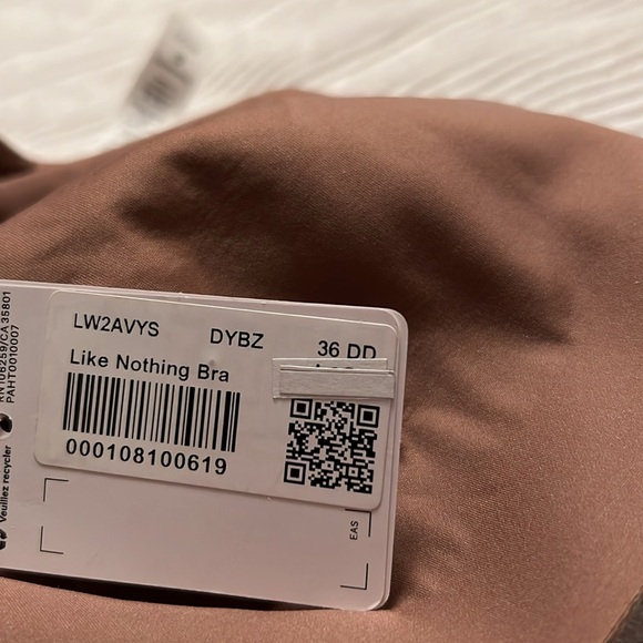 Lululemon - Picture 2 of 3